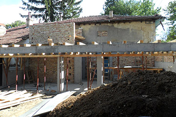 Груб строеж жилищна сграда с. Хотница